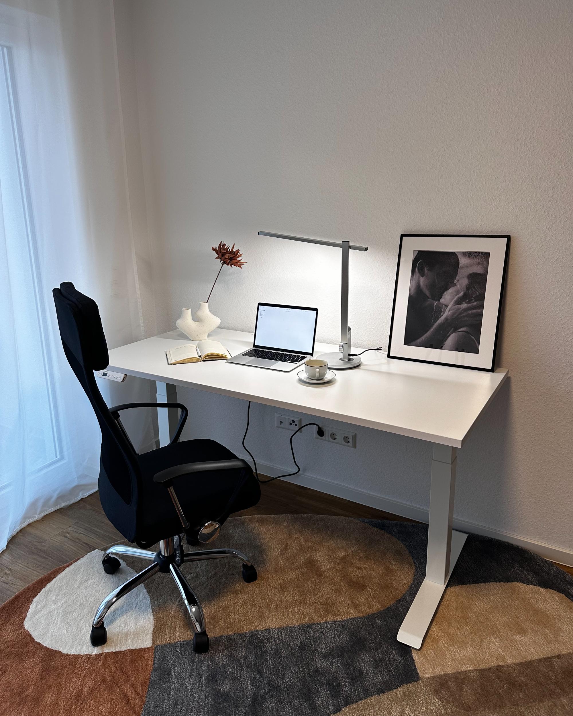 LED bureaulamp CETUS met dimmer Zilver