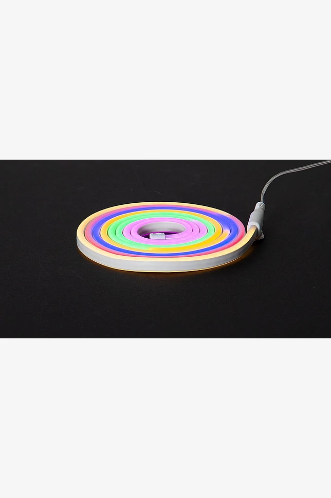 Lysslange FlatNeonLED