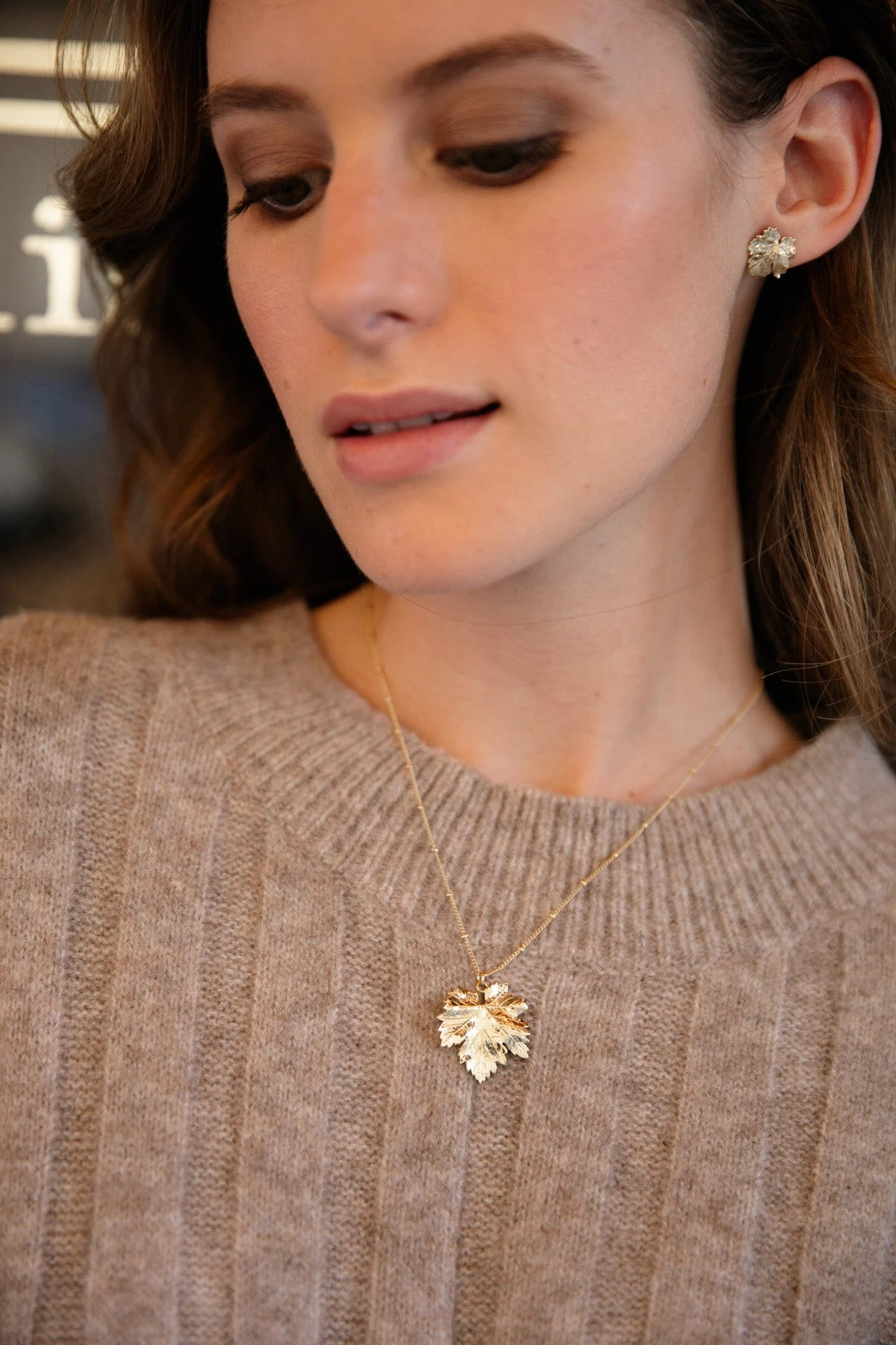 HÉRA - Collier feuille doré à l'or fin | Doré