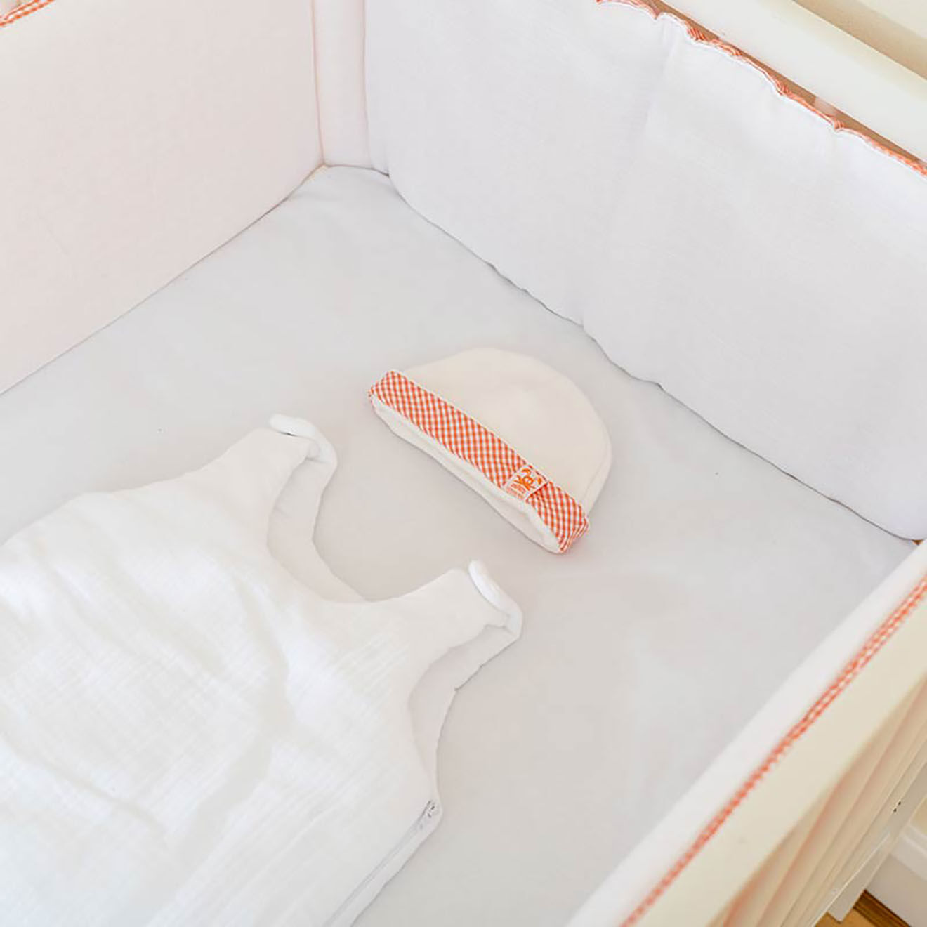 Papate Bonnet de Naissance en Coton Bio blanc/vichy - 20x12 cm