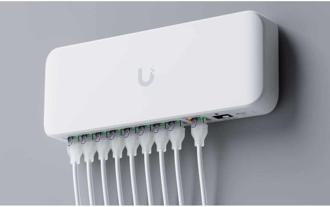 Switch UniFi Flex 2.5G 9 Port<br>Kompakter 8-Port 2.5-GbE-Switch mit 10-GbE-RJ45/SFP+-Uplink und flexibler Stromversorgung über USB-C oder PoE+