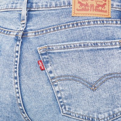 Jean femme 724 High Rise Straight LEVIS