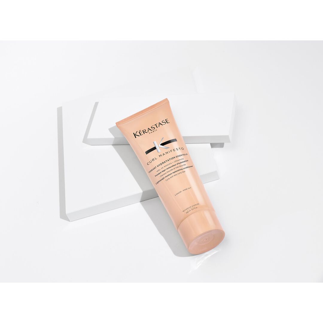 KERASTASE Curl Manifesto FONDANT HYDRATATION ESSENTIELLE - 250ml
