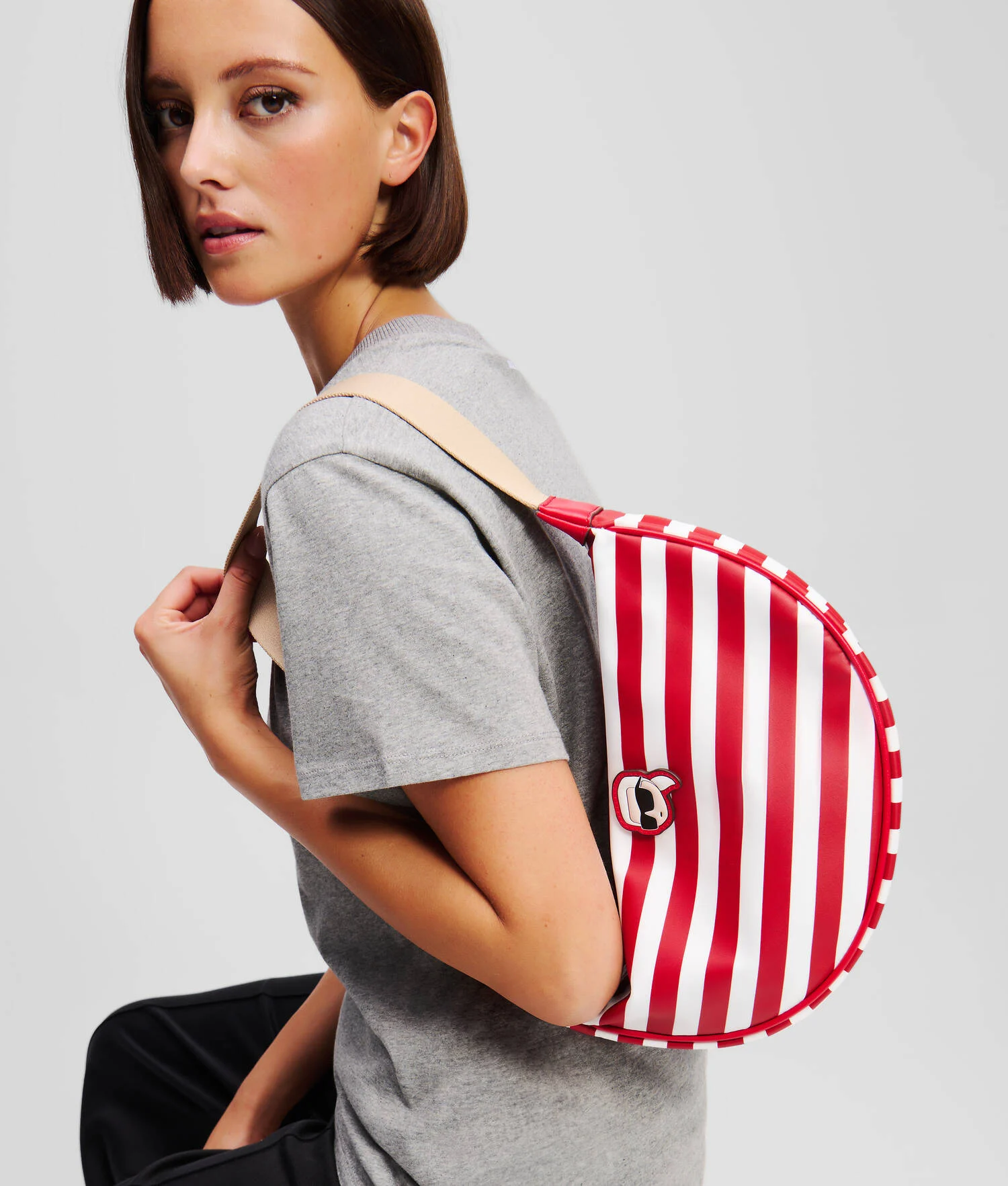 PETIT SAC DEMI-LUNE EN NYLON IKON - Sage écarlate-rayures blanches