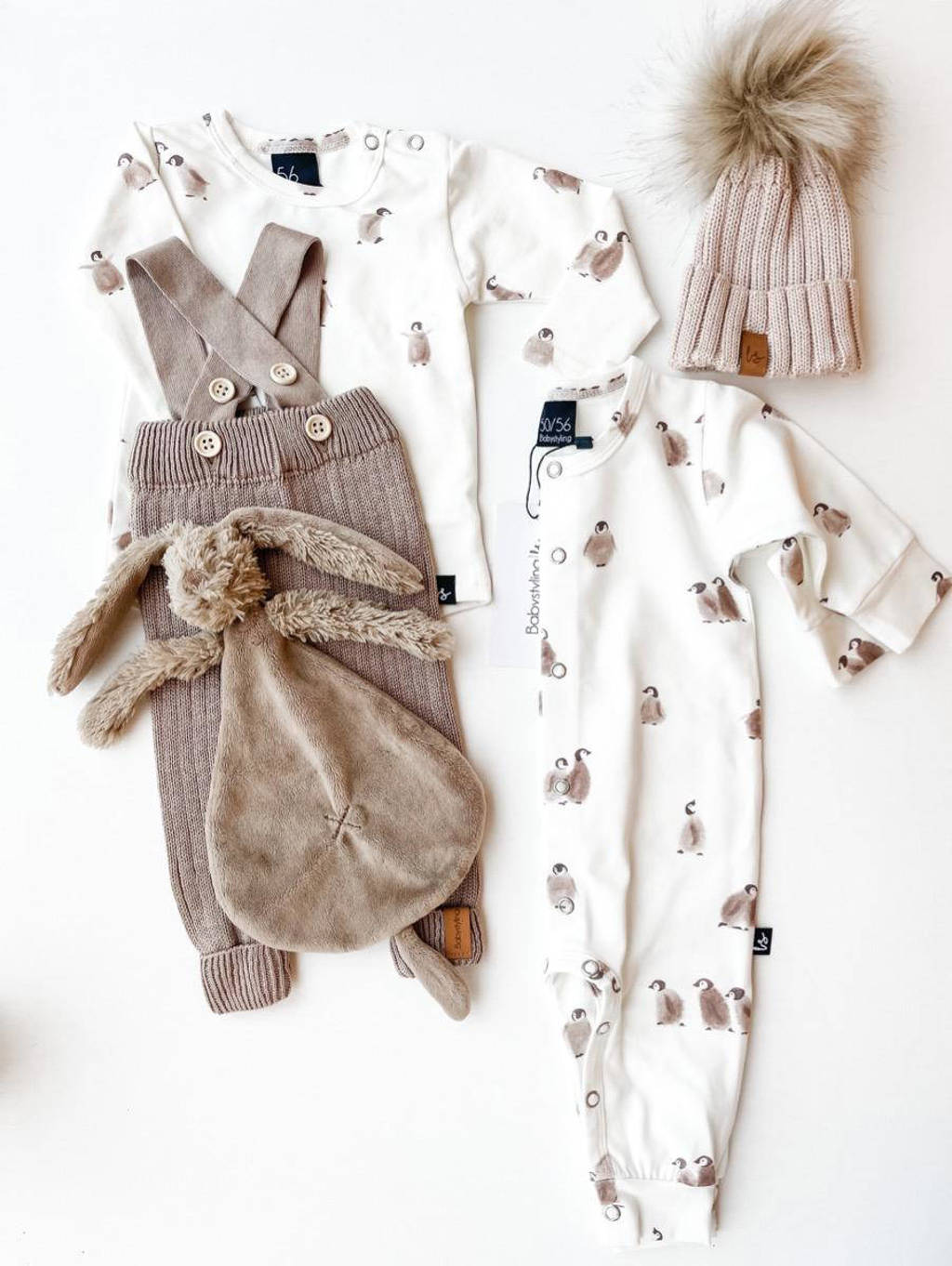 Babystyling baby longsleeve met all over print wit/bruin