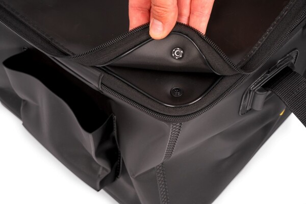 Sac à Appâts Black Cat XL Bait Carrier