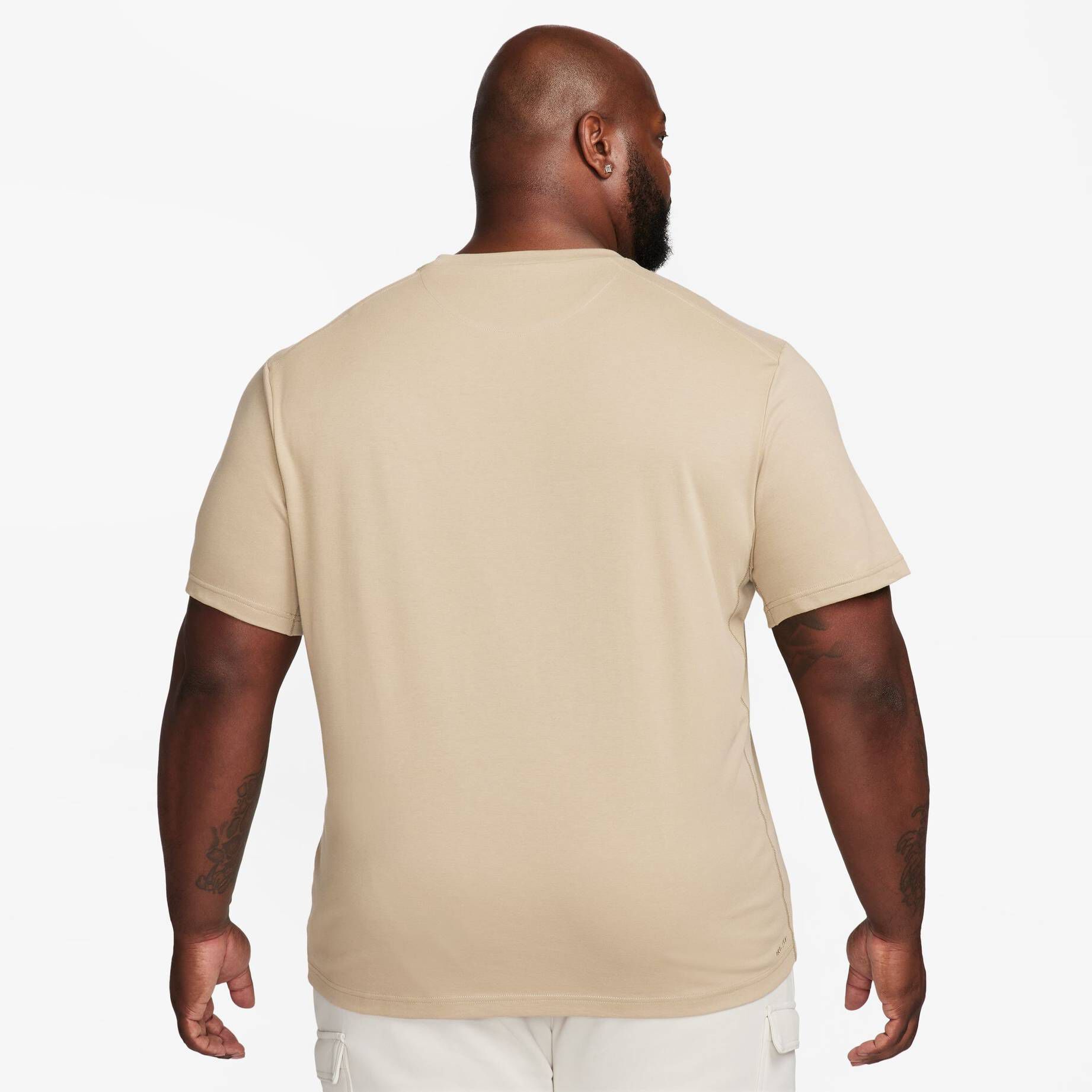 Nike| Herren T-Shirt DRI-FIT PRIMARY