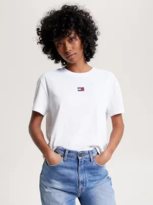 Camiseta Reciclada com Corte Clássico e Estampa de Emblema