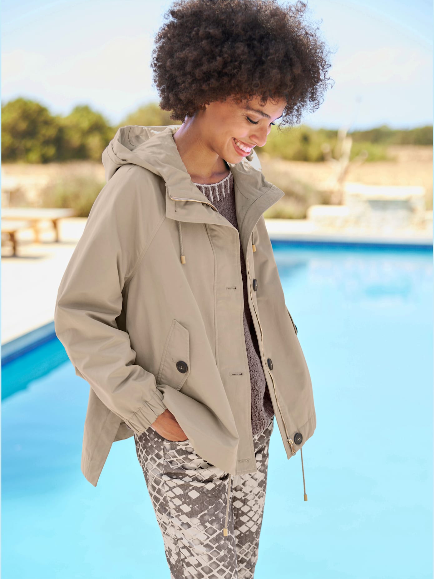 Veste d'extérieur style parka très moderne