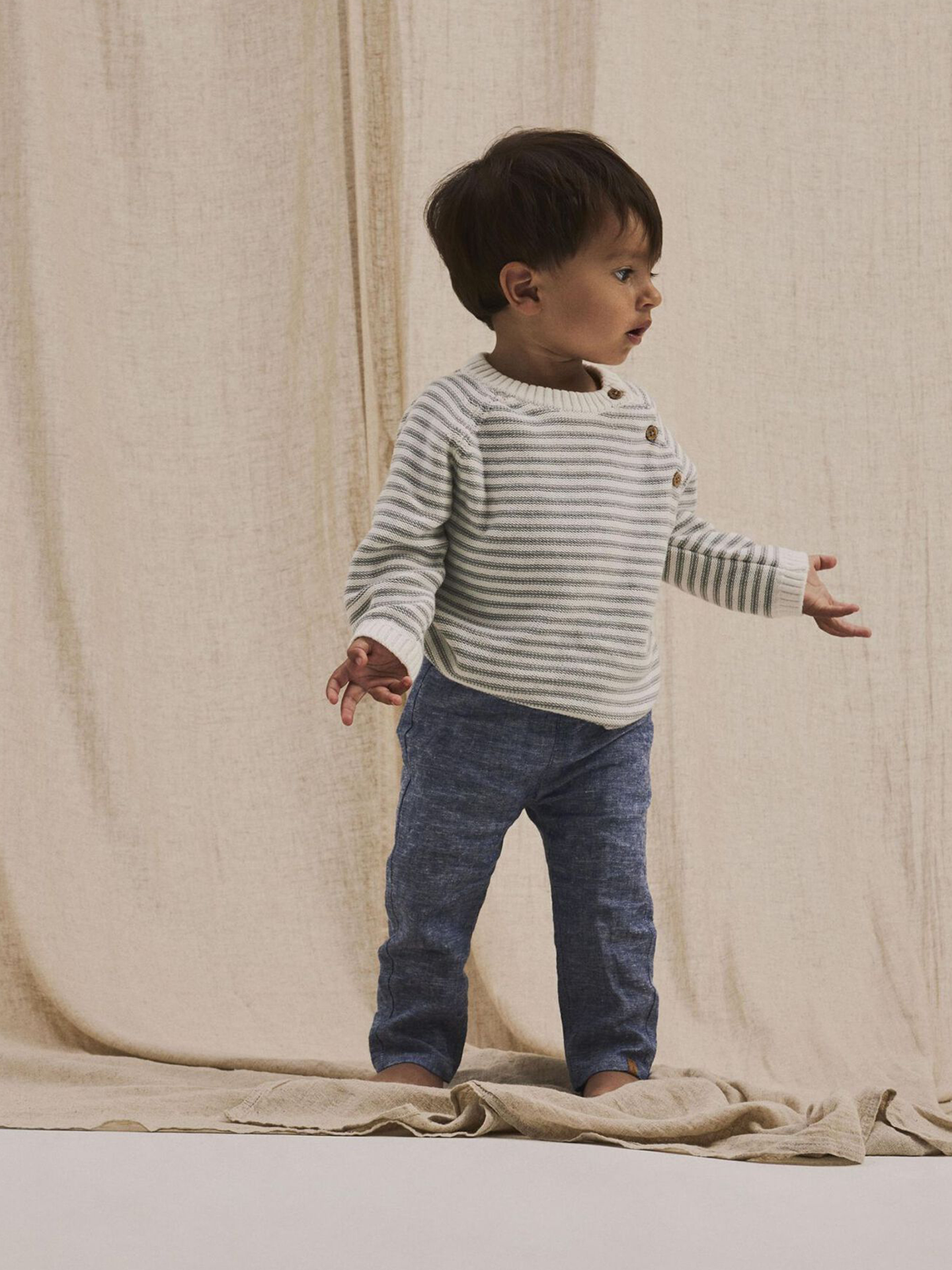 Kadin Long Sleeve Wrap Knit
