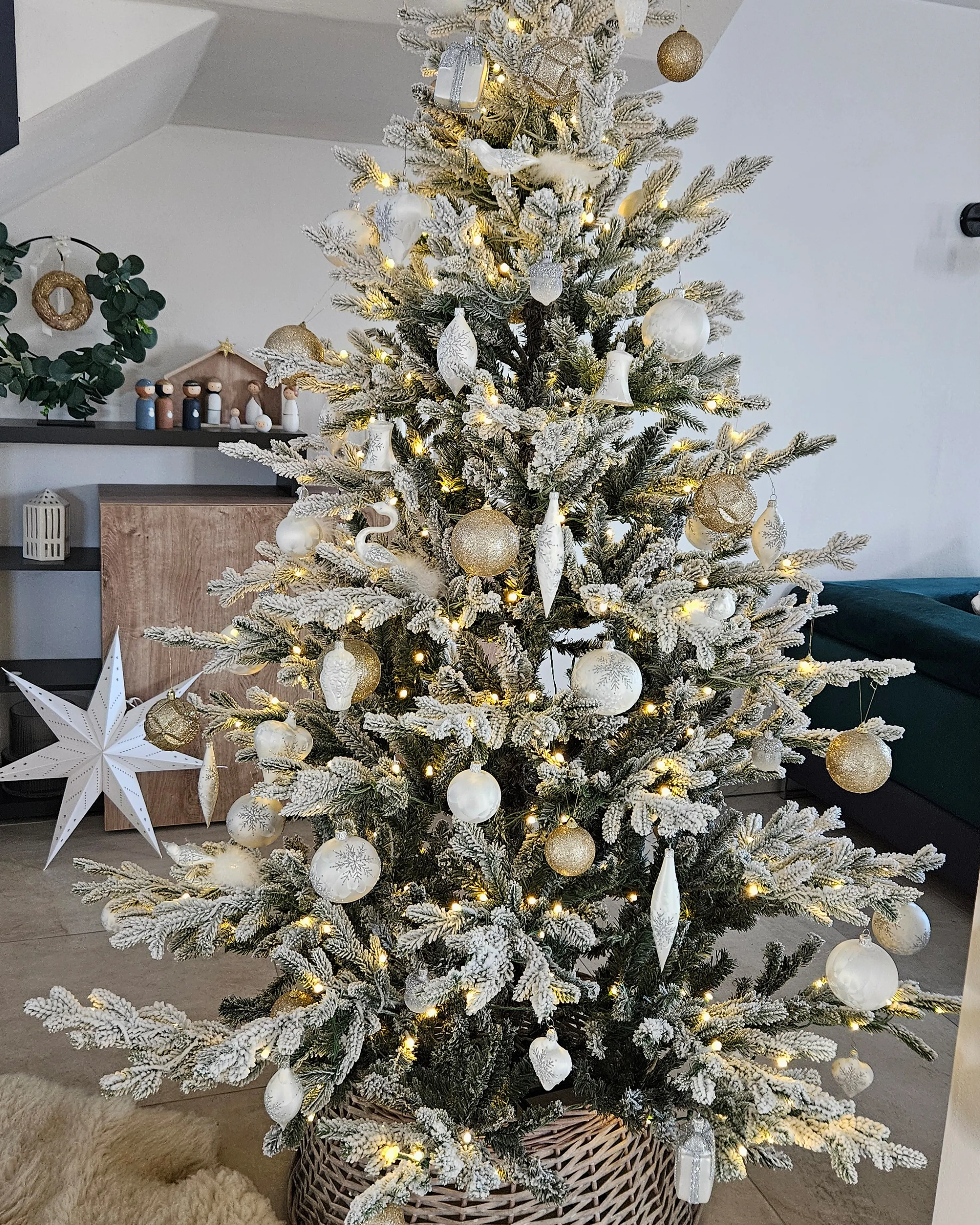 Besneeuwde kunstkerstboom BRISCO 180 cm Wit