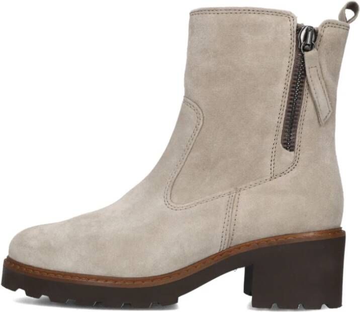 GABOR Enkelboots Dames 631.1 Maat: 40 5 Materiaal: Suède Kleur: Taupe
