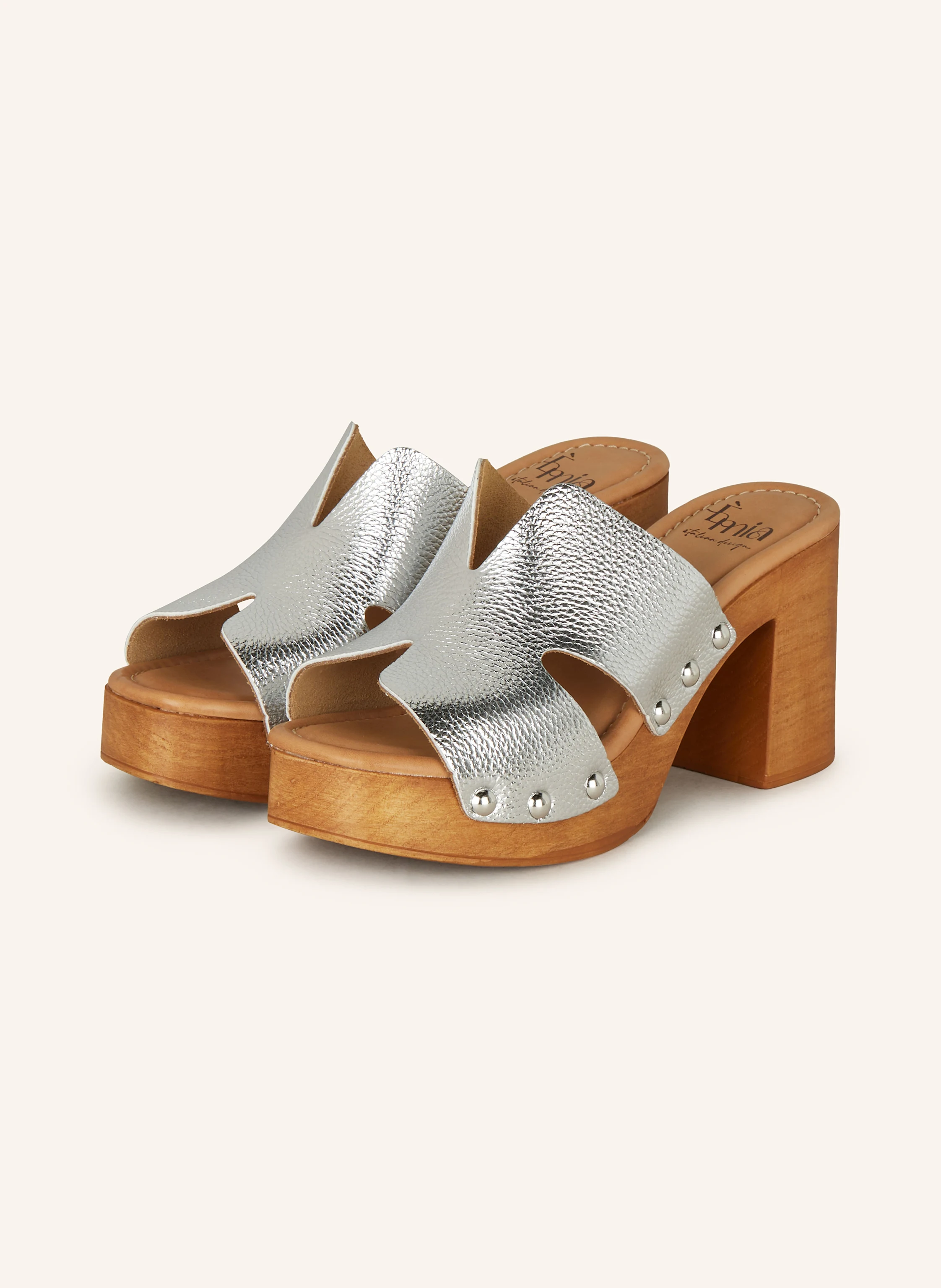 È MIA Mules mit Nieten