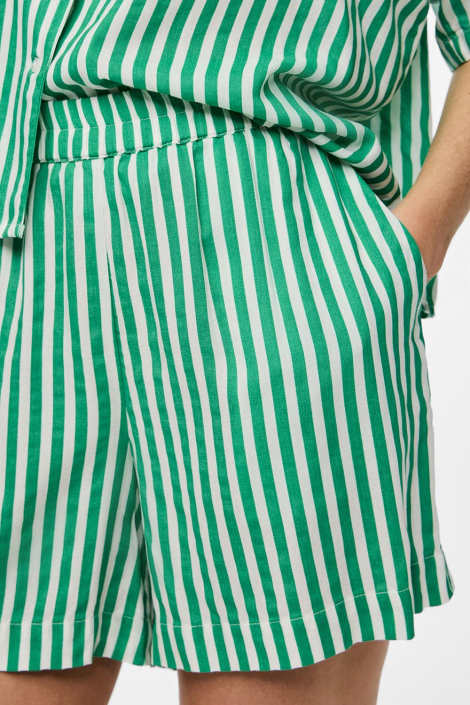 Pieces groene dames korte broek