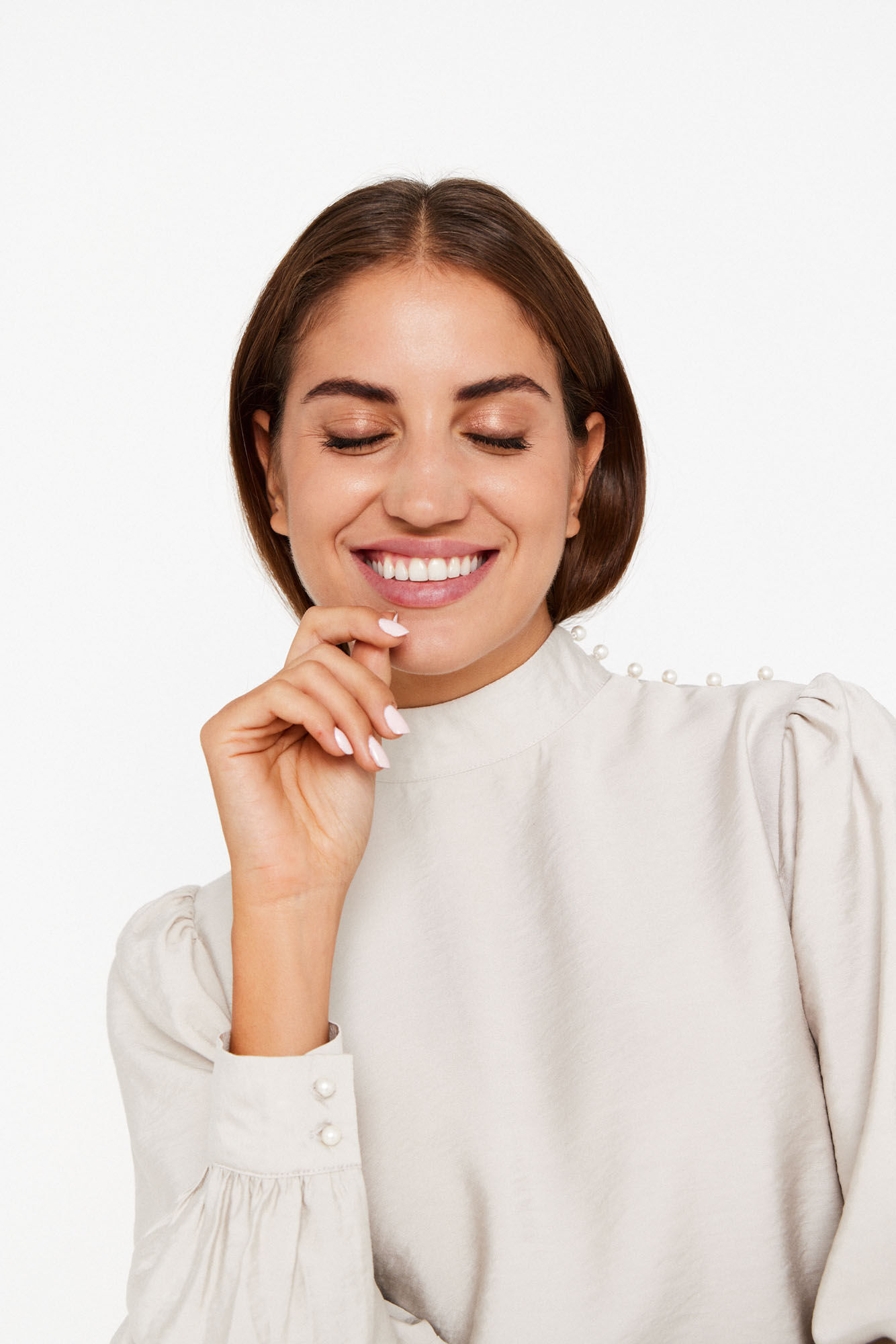 Blusa de mangas compridas com pérolas