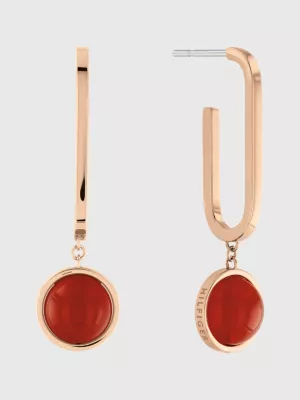Brincos de argola banhados a ouro com cravo e esfera de cornalina