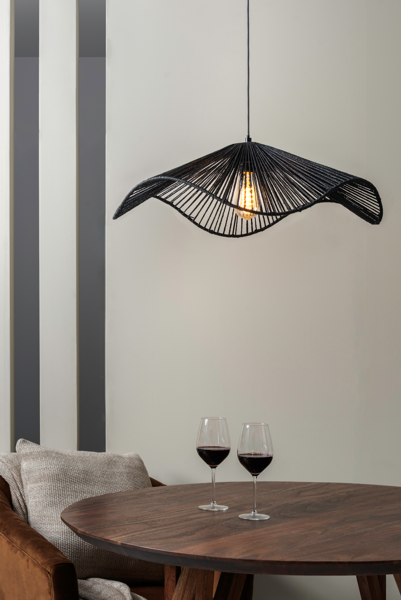 Pendant lamp Sombra paper rope black