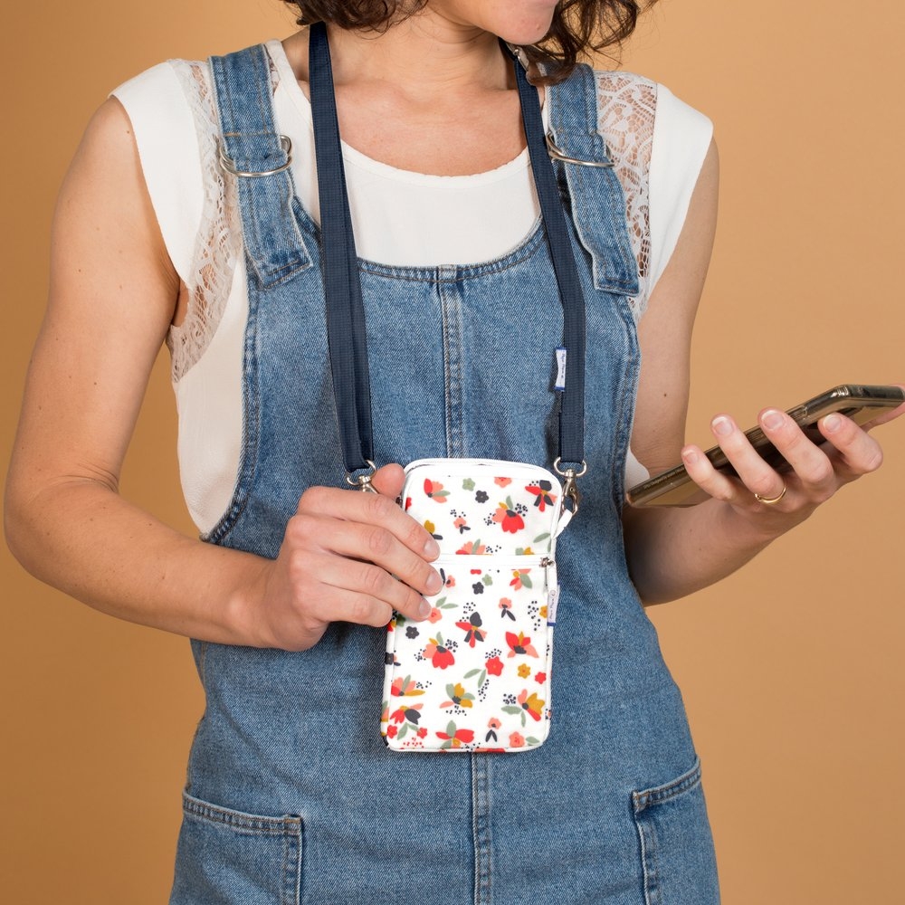 Pochette Téléphone Matelassée Reveil Printanier