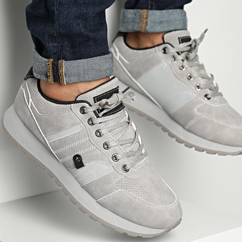 Baskets Gris