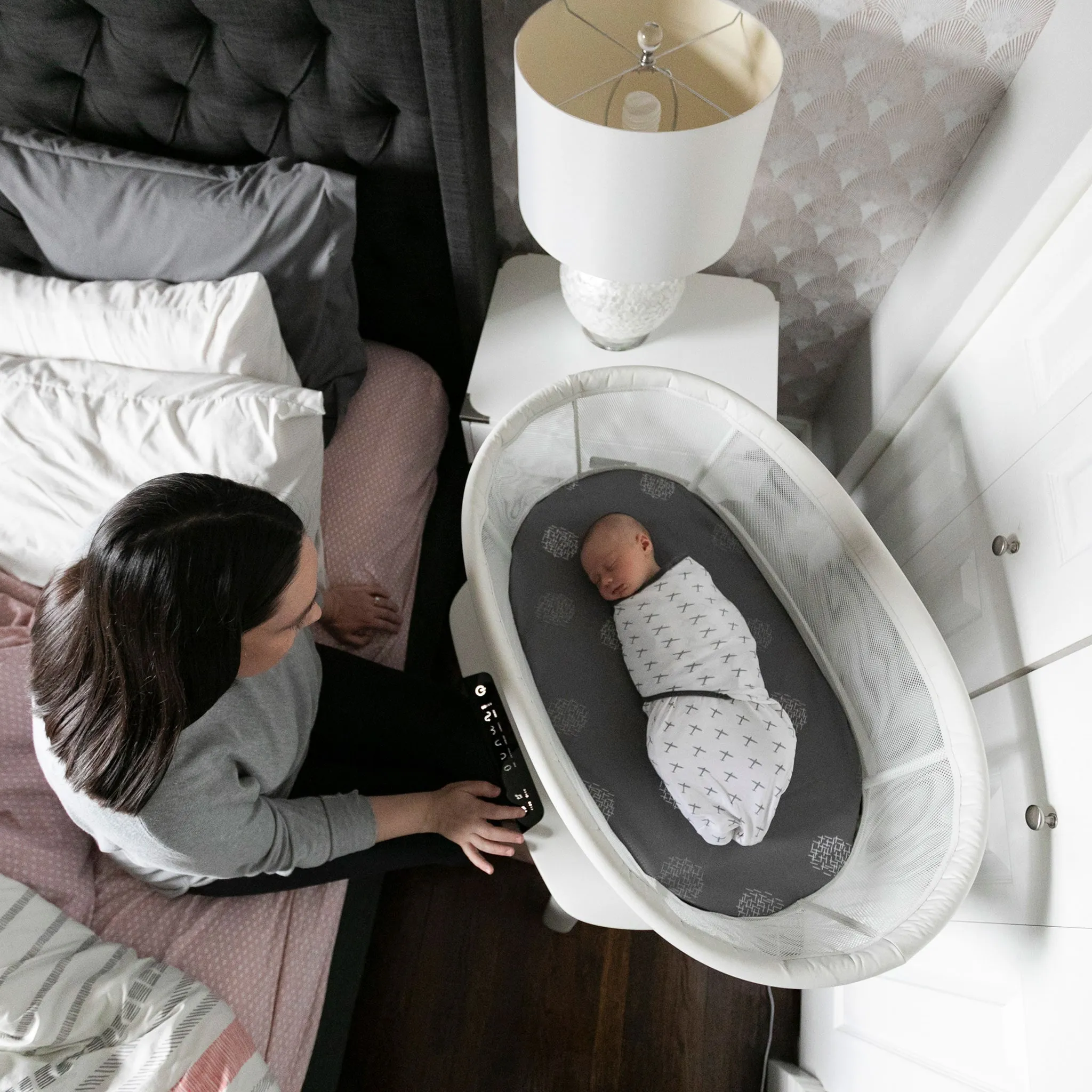 4 Moms Bassinette Mamaroo Sleep Birch