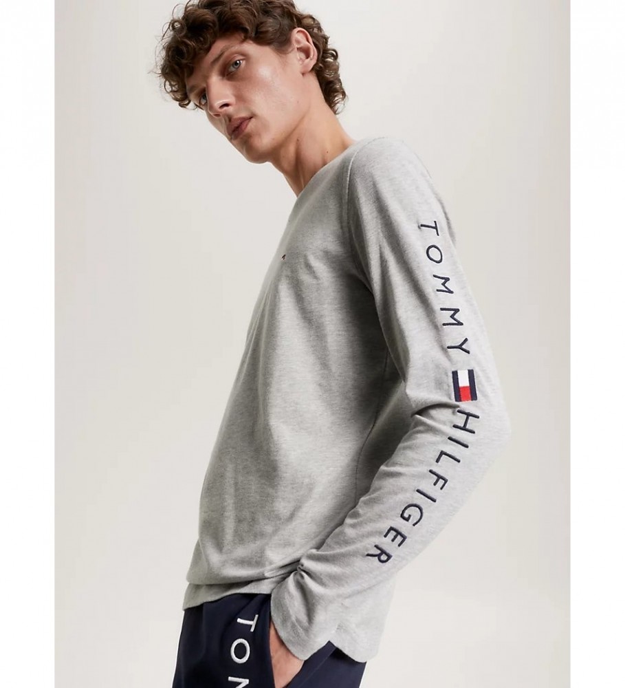 Camiseta Tommy Hilfiger Slim Fit de manga comprida com logo, cinza