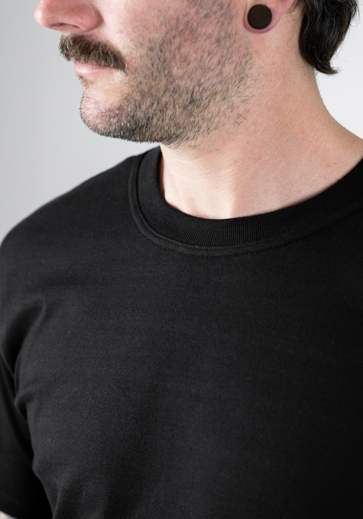 WE ARE ZRCL Herren-T-Shirt Basic Swiss Edition Black
