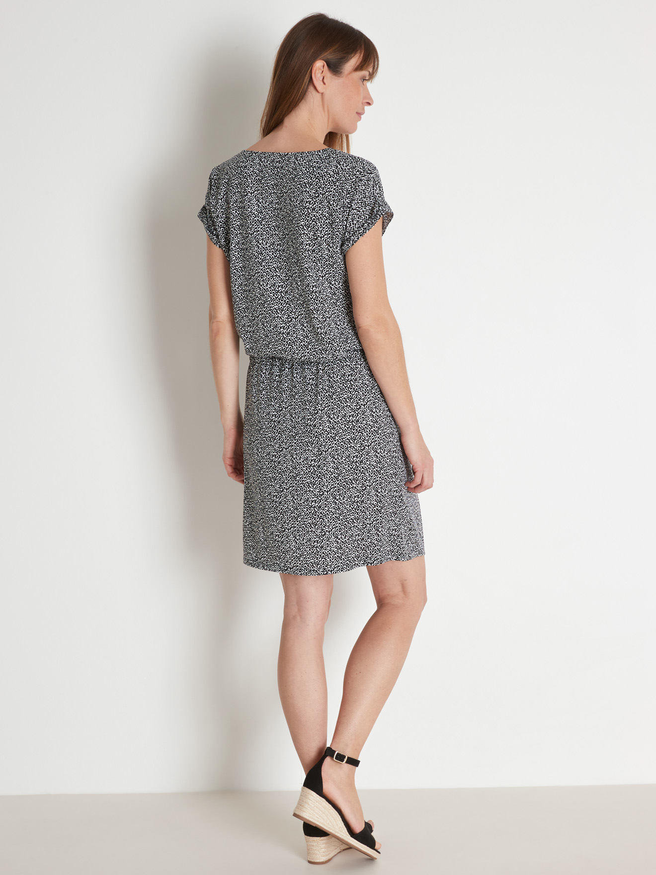 Robe 3 trous tissu fluide