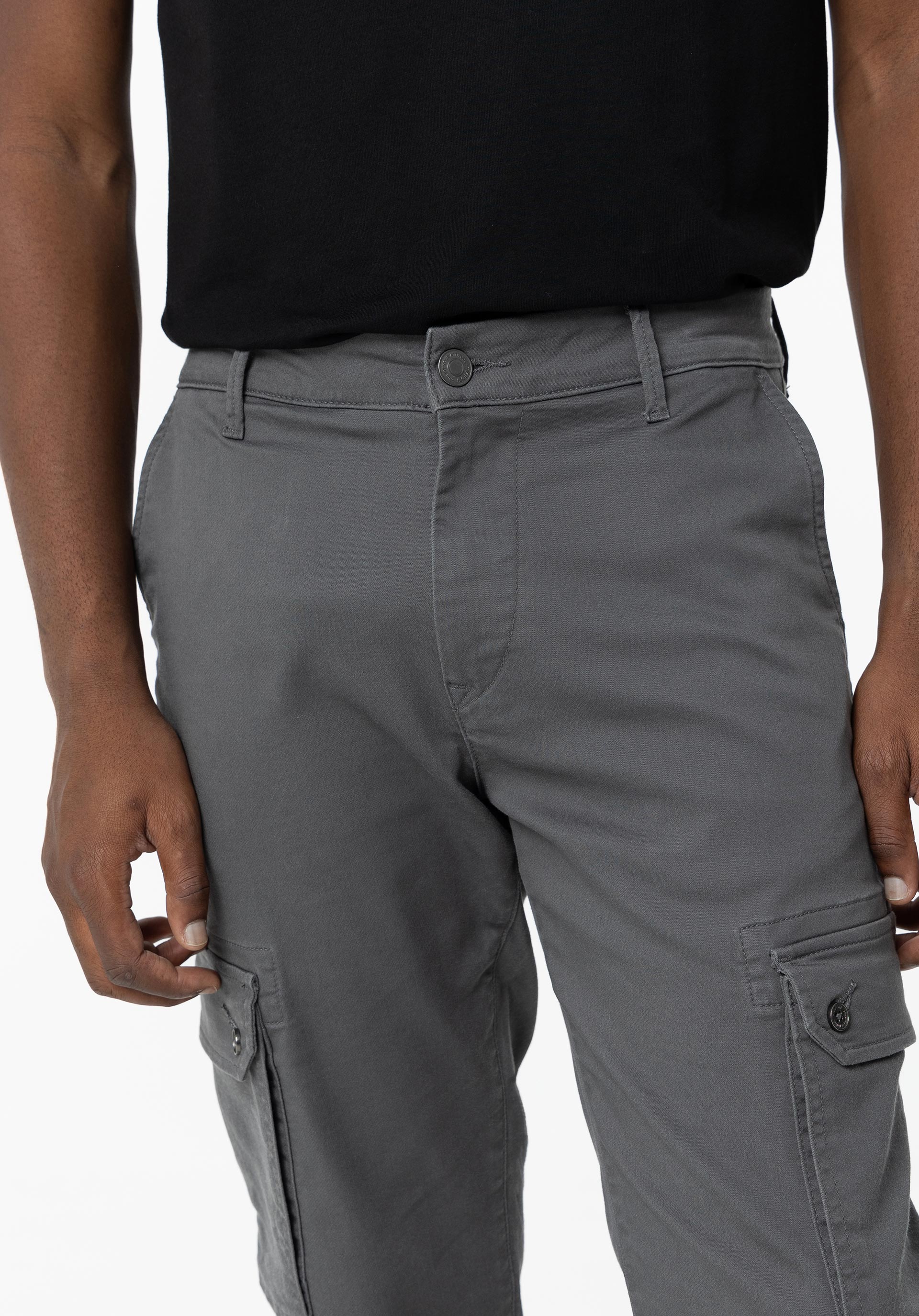 Calças Cargo Comfort Fit