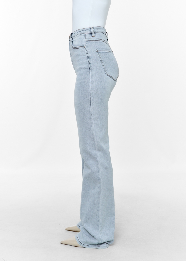 Straight leg clean stretch jeans sky blauw