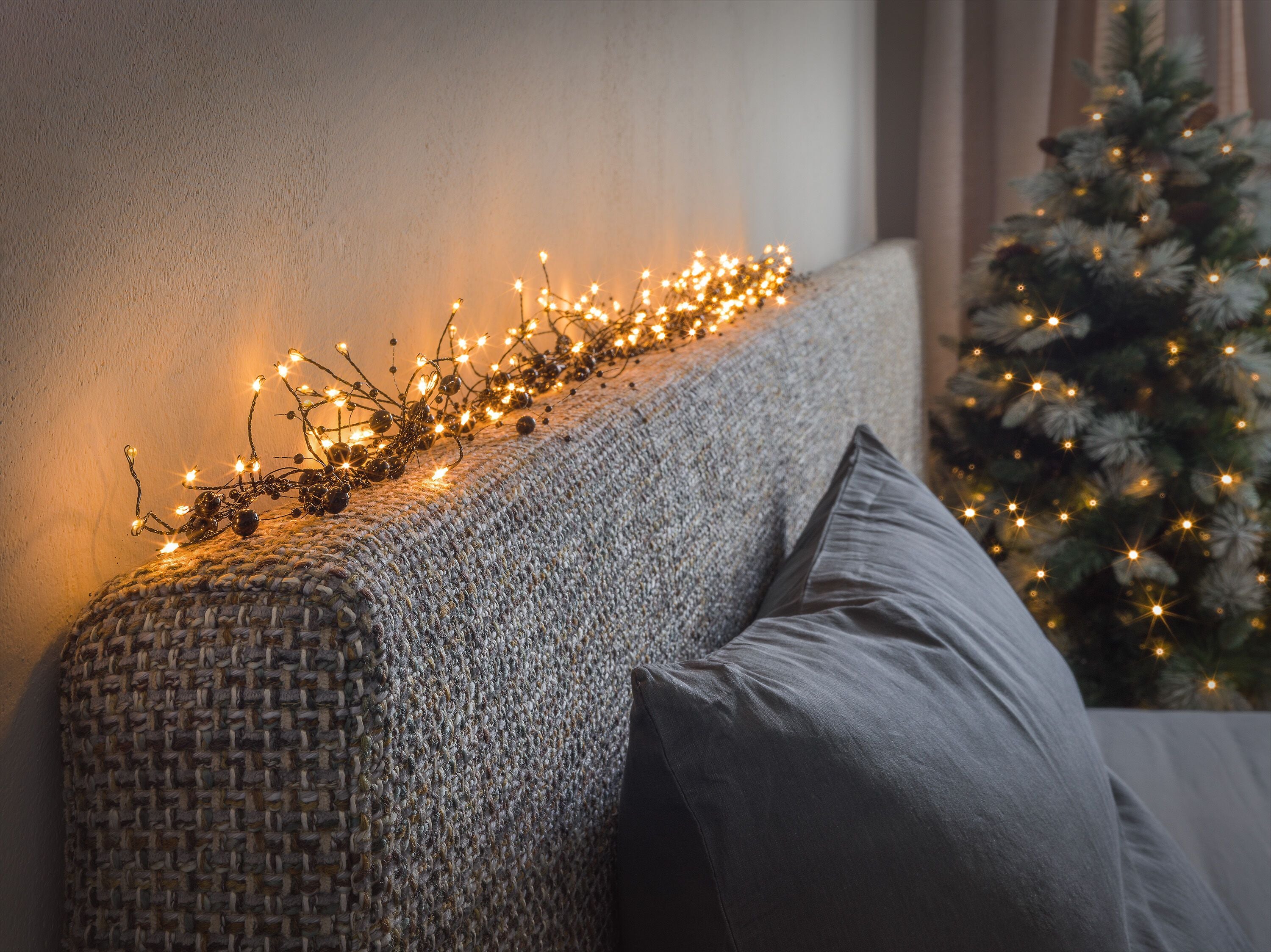 ANGEL LED Licht - Schwarz / B: 200.0 cm