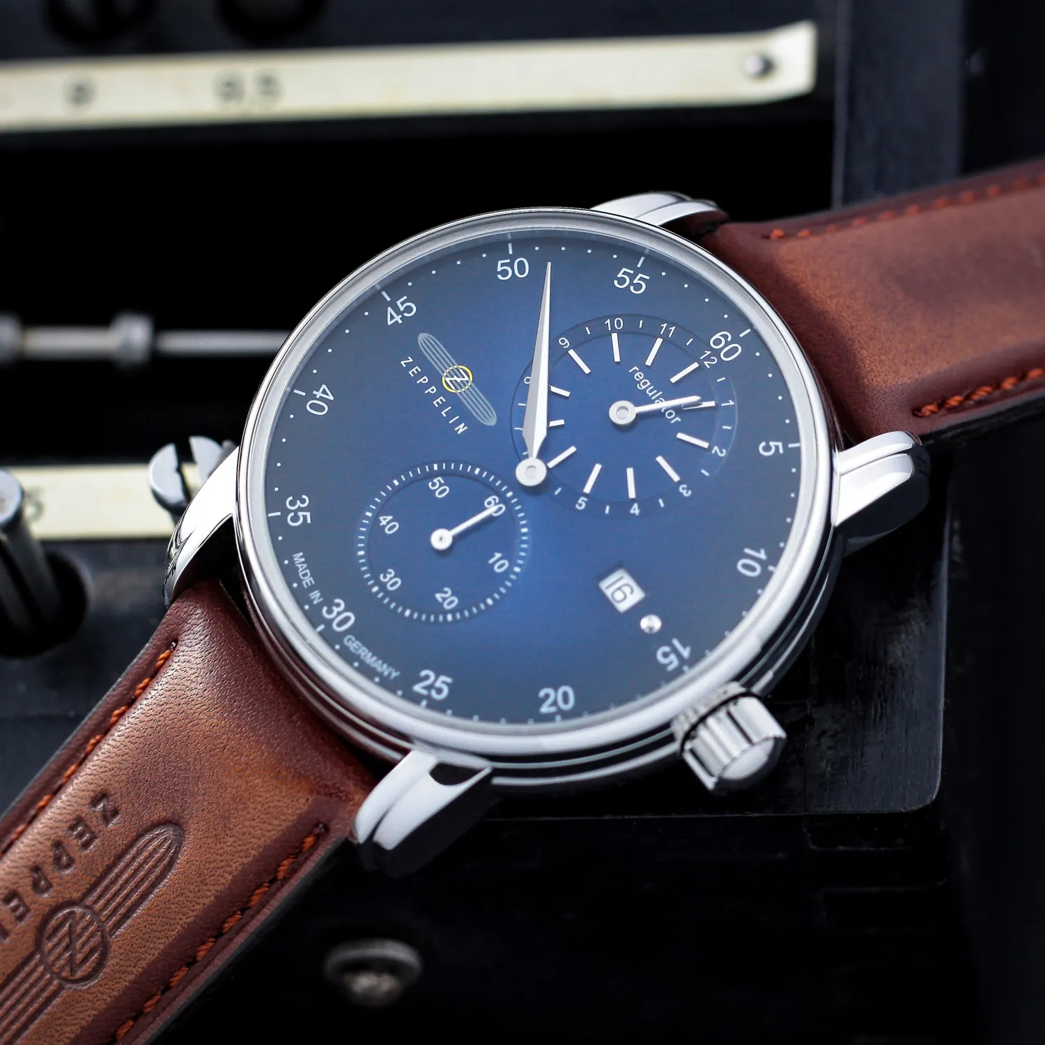Zeppelin New Captains Line Swiss Made 86223