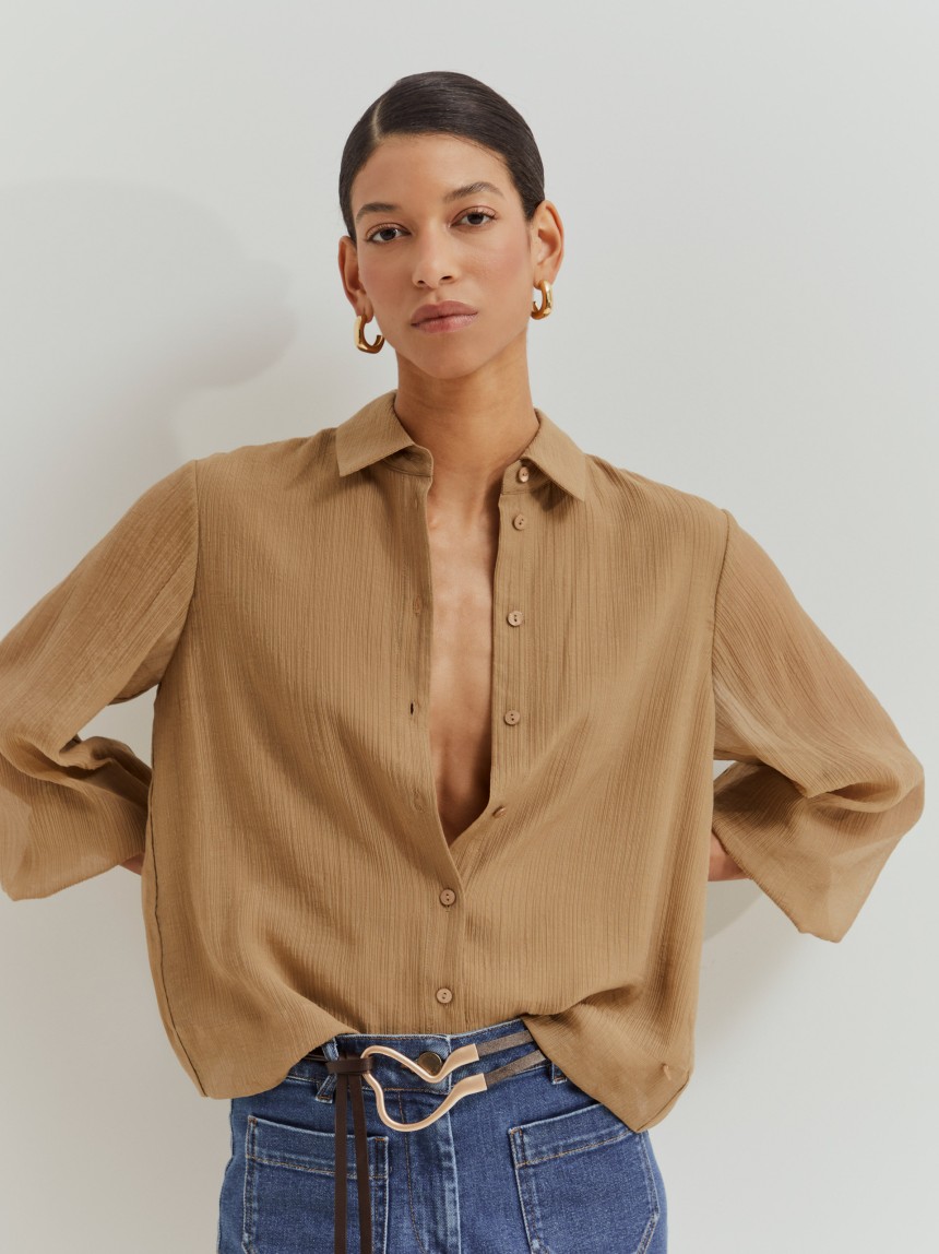 Camisa curta fluida em liocel