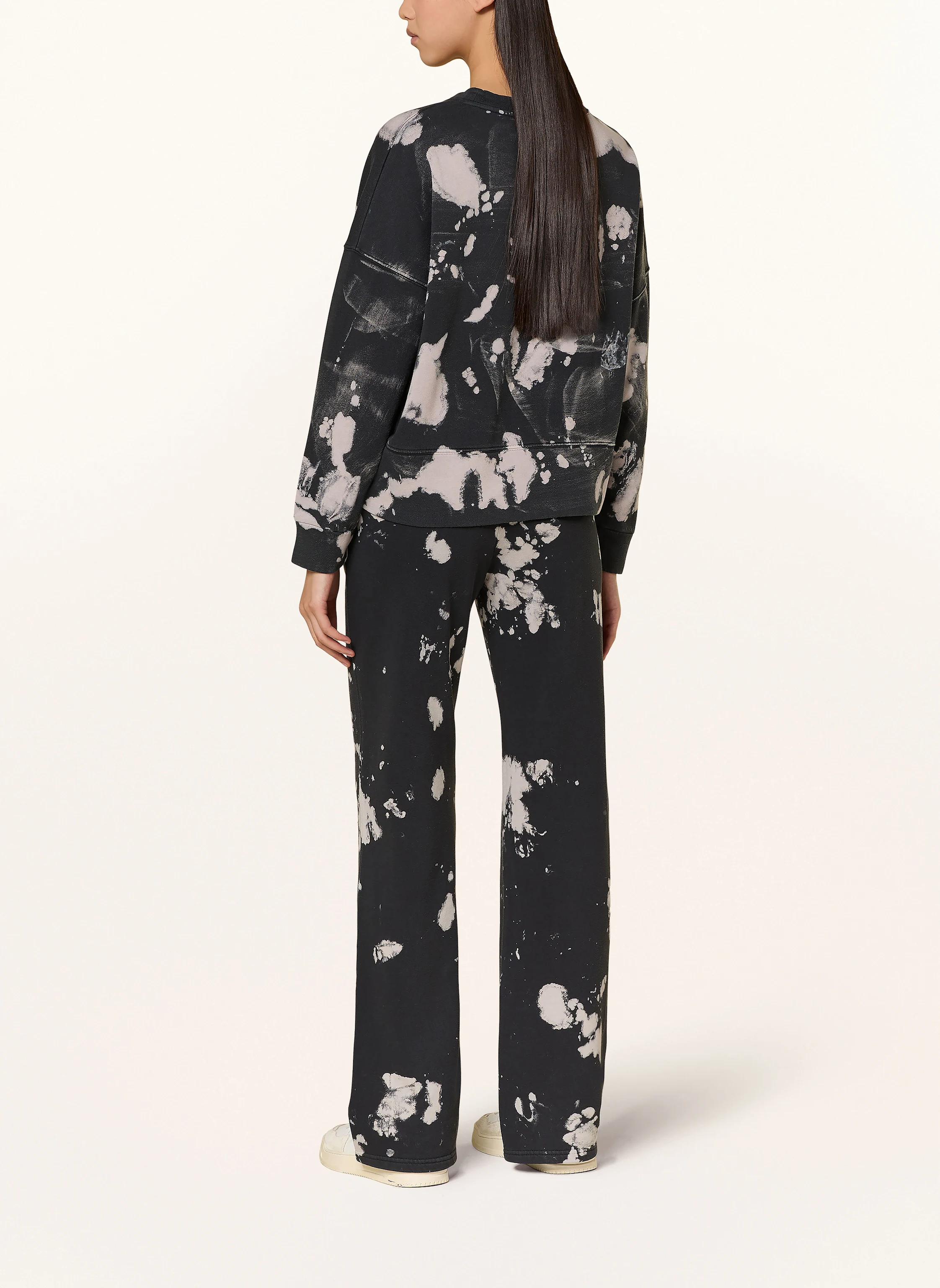 Juvia Sweatshirt ELIA