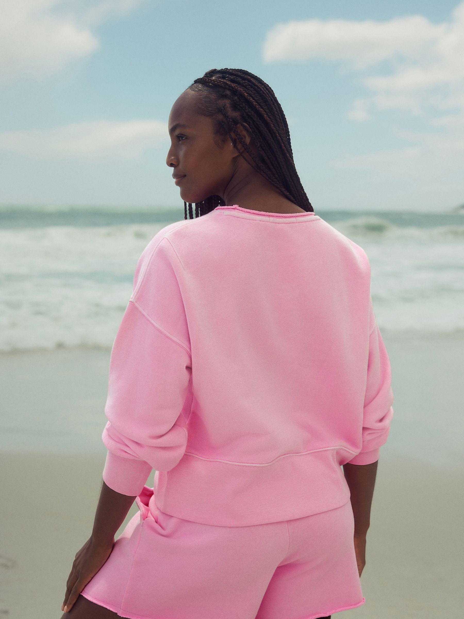 Roze bloemetjes - Sweatshirt met wassing, ronde hals en ongelijke zoomafwerking van katoen