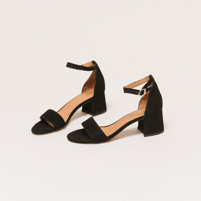 Sandales à talons carrés  en velours noir