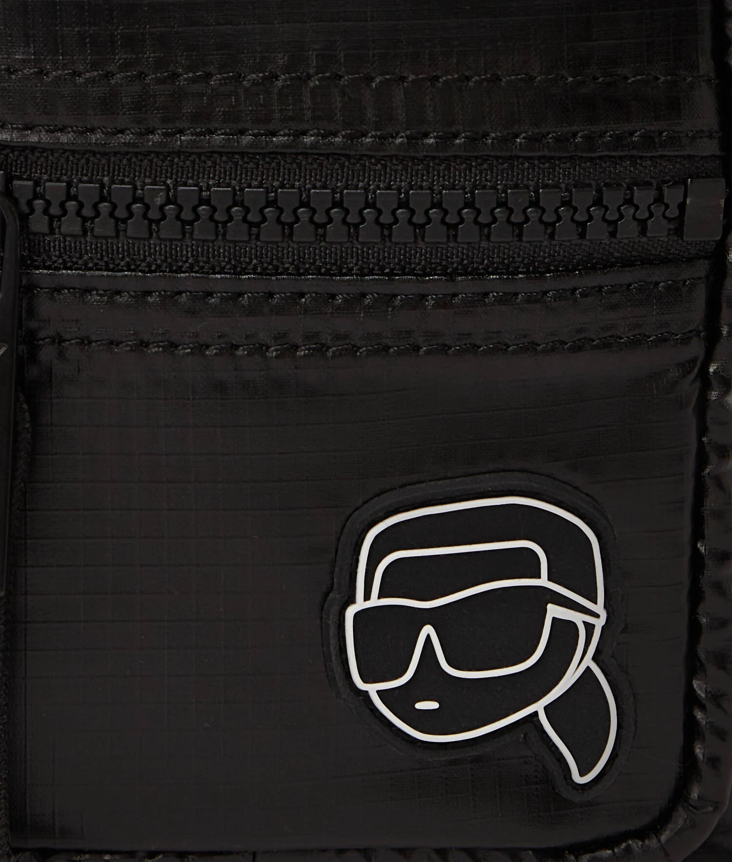 SAC BANDOULIÈRE VOLUMINEUX EN NYLON IKON - Noir