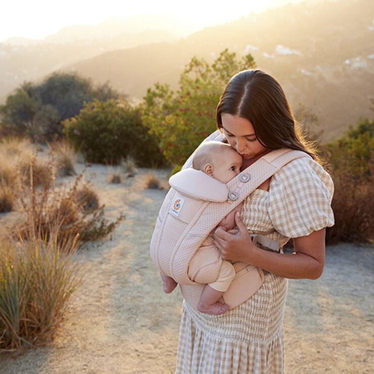 Ergobaby Ergobaby Omni Breeze Pink Quartz Lyserød