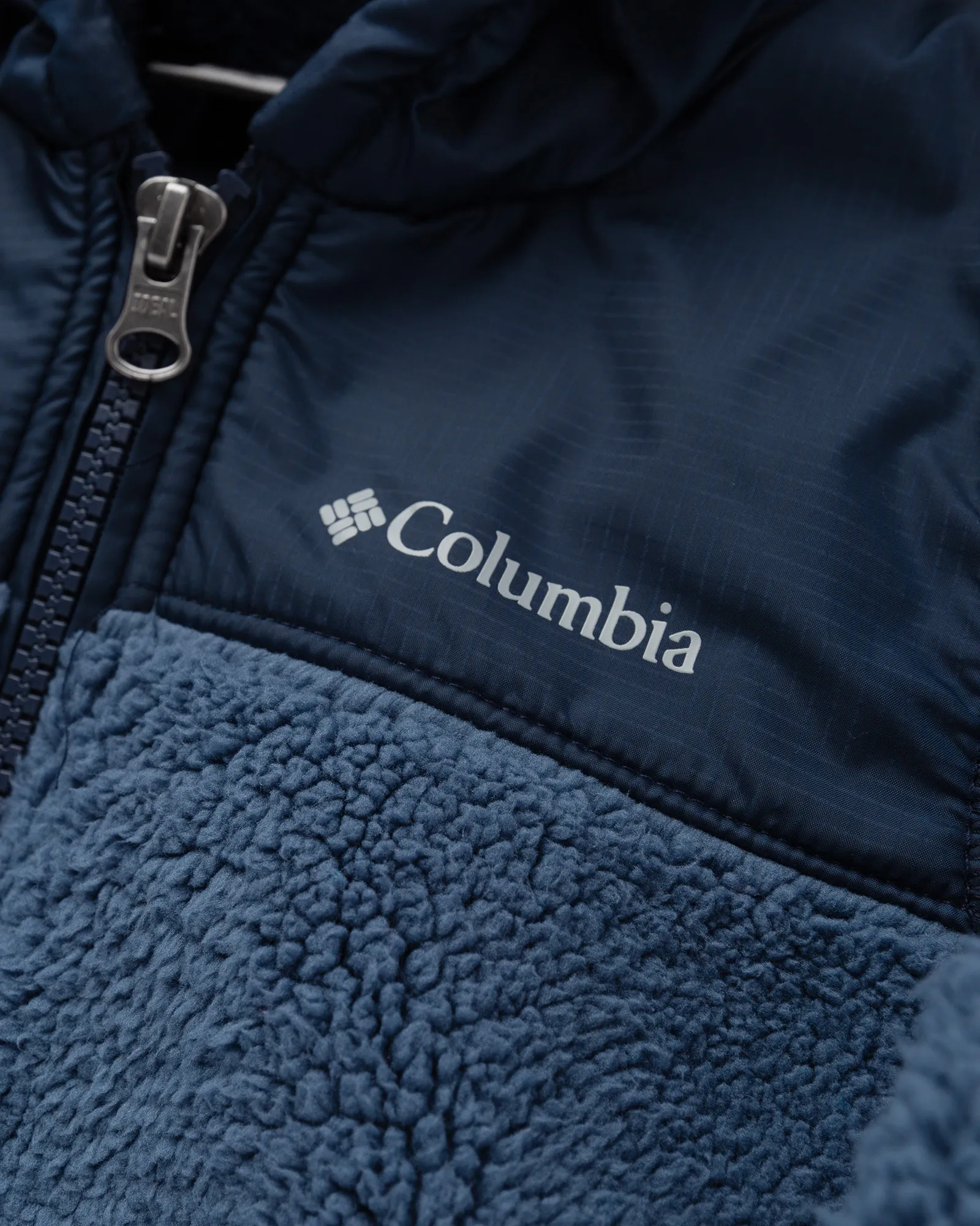 Sobreposição com capuz Columbia Rugged Ridge