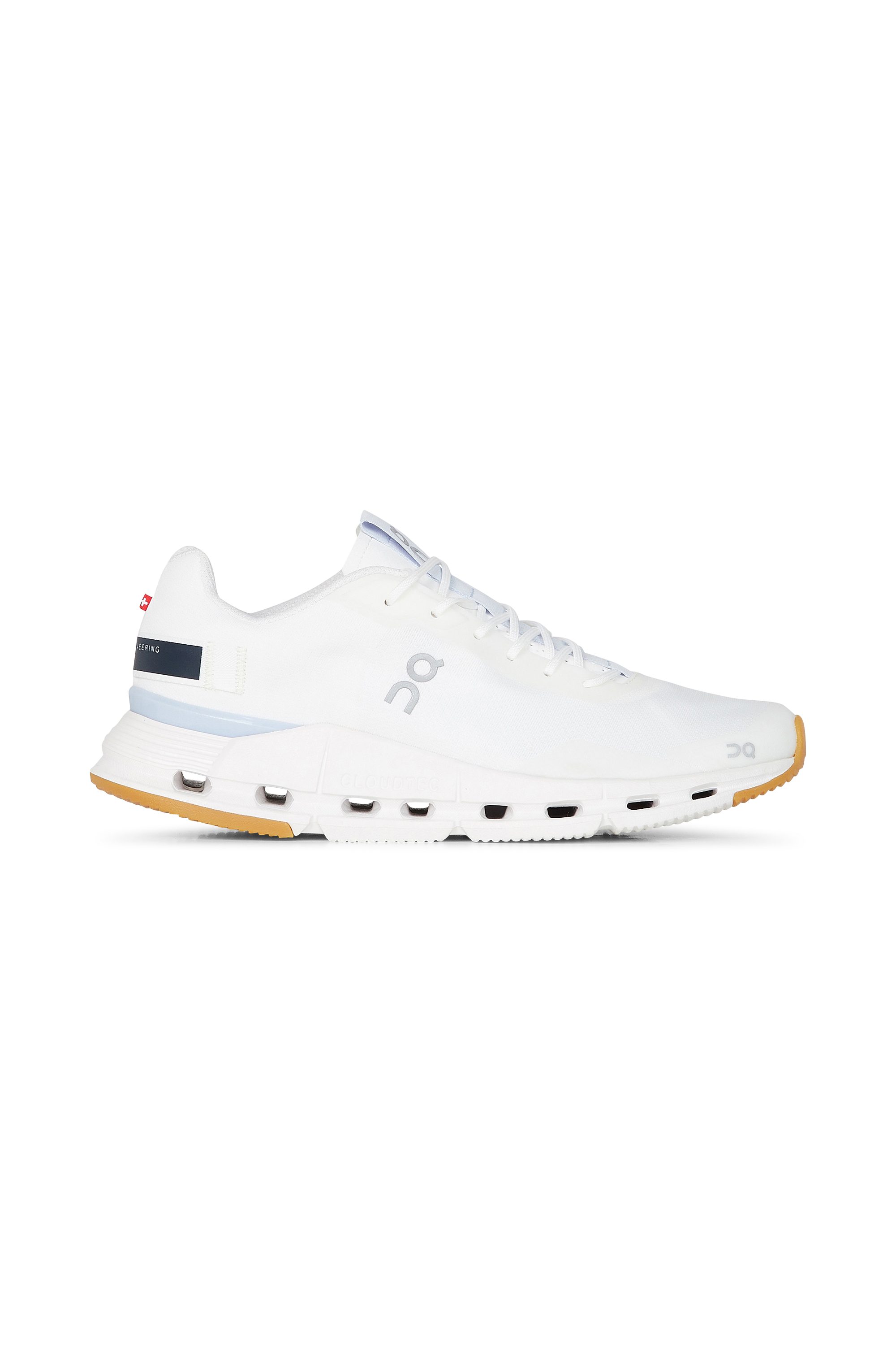 ON baskets Cloudnova form Blanc