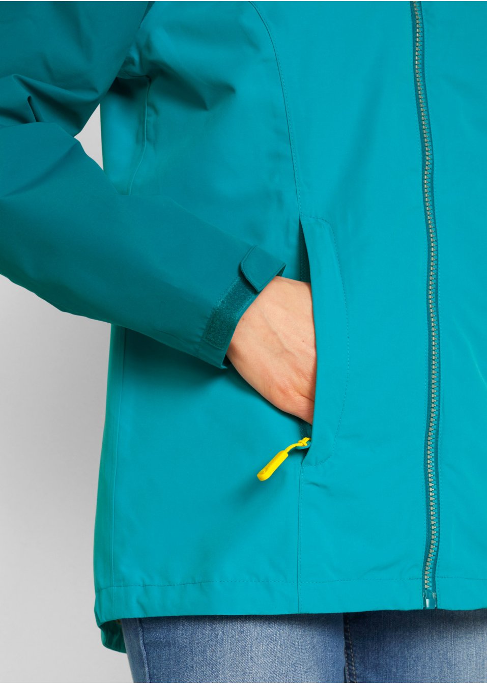 Veste fonctionnelle avec capuche