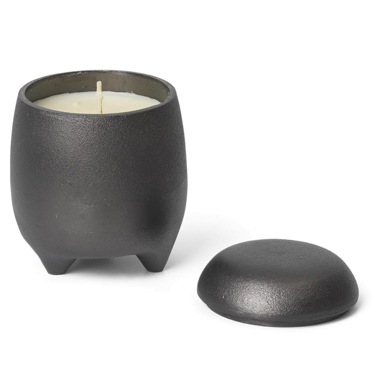 Ferm Living Evoke geurkaars zwart aluminium
