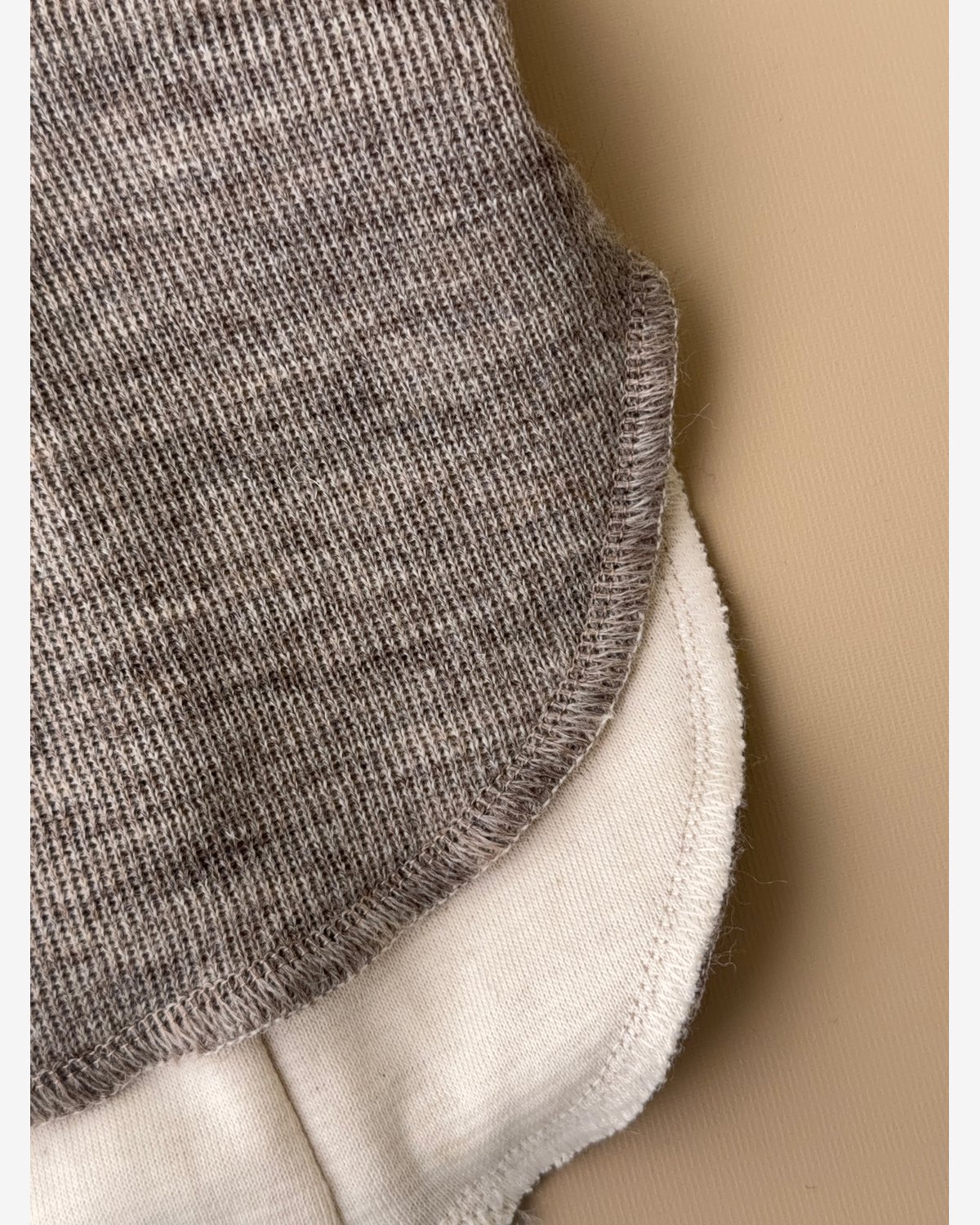 Balaclava Ull m/ Bomullsjersey fôr og Vindstopper | Ubehandlet Ull