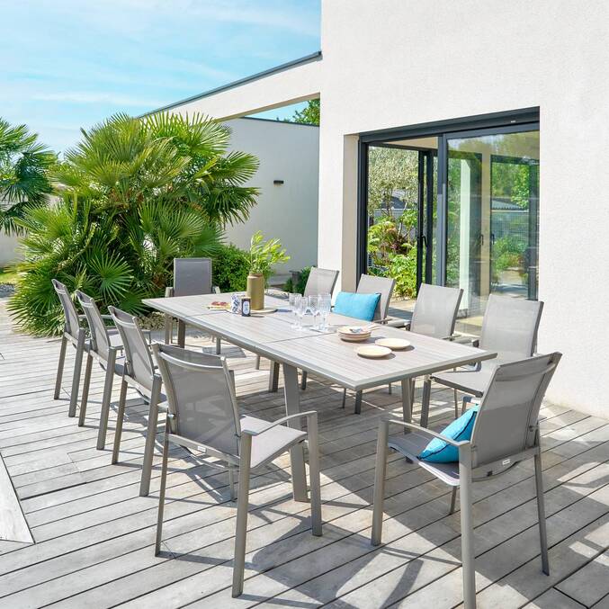 Fauteuil de jardin empilable AXANT Wengé / Praline