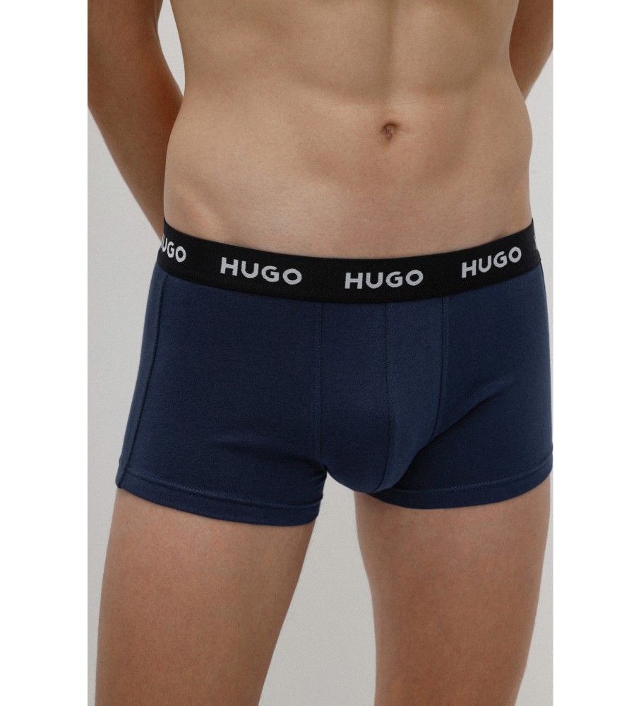 Conjunto de 3 cuecas boxer HUGO com logo na cintura, cor azul marinho.