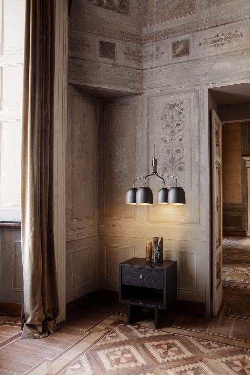 Gubi Howard kroonluchter 4 bone china