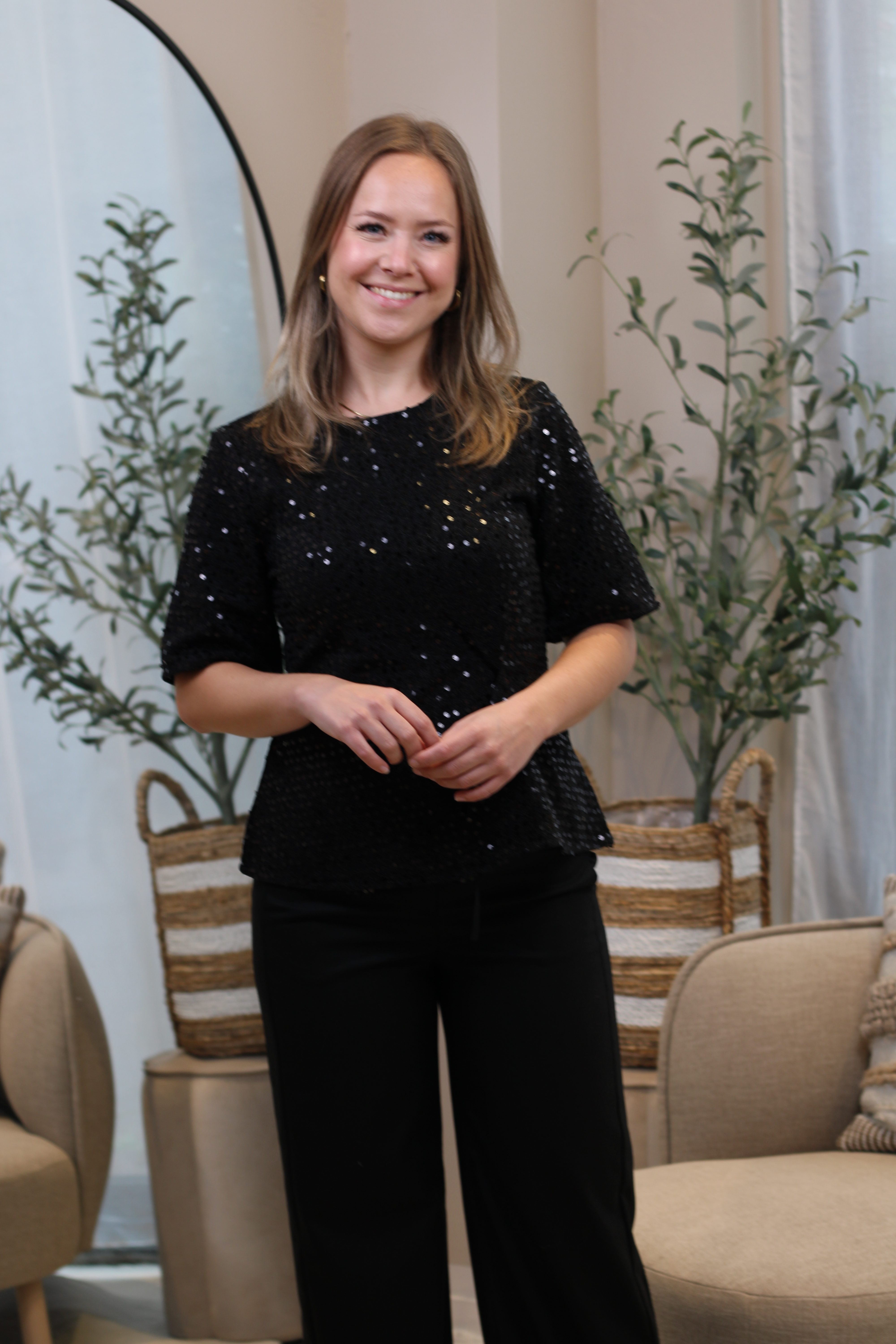 Culture - Tamera Sequin Blouse - Black