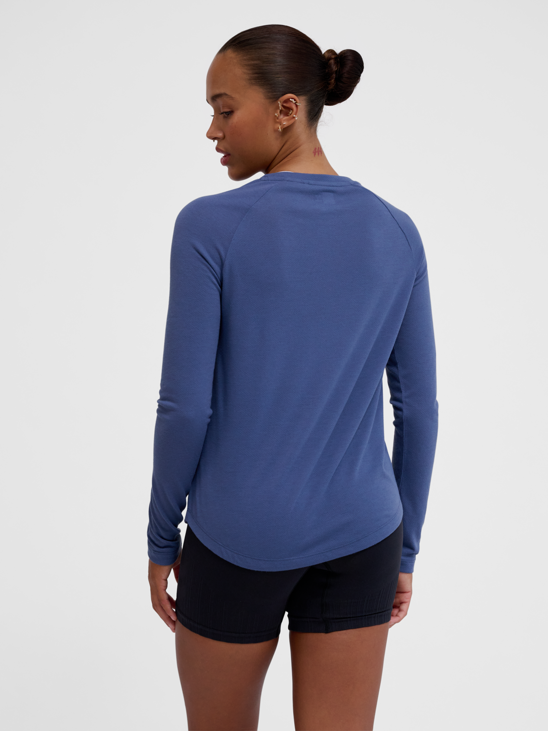 hmlMT VANJA T-SHIRT L/S