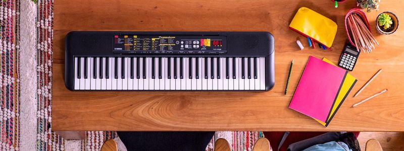 Yamaha PSR-F52 - Keyboard