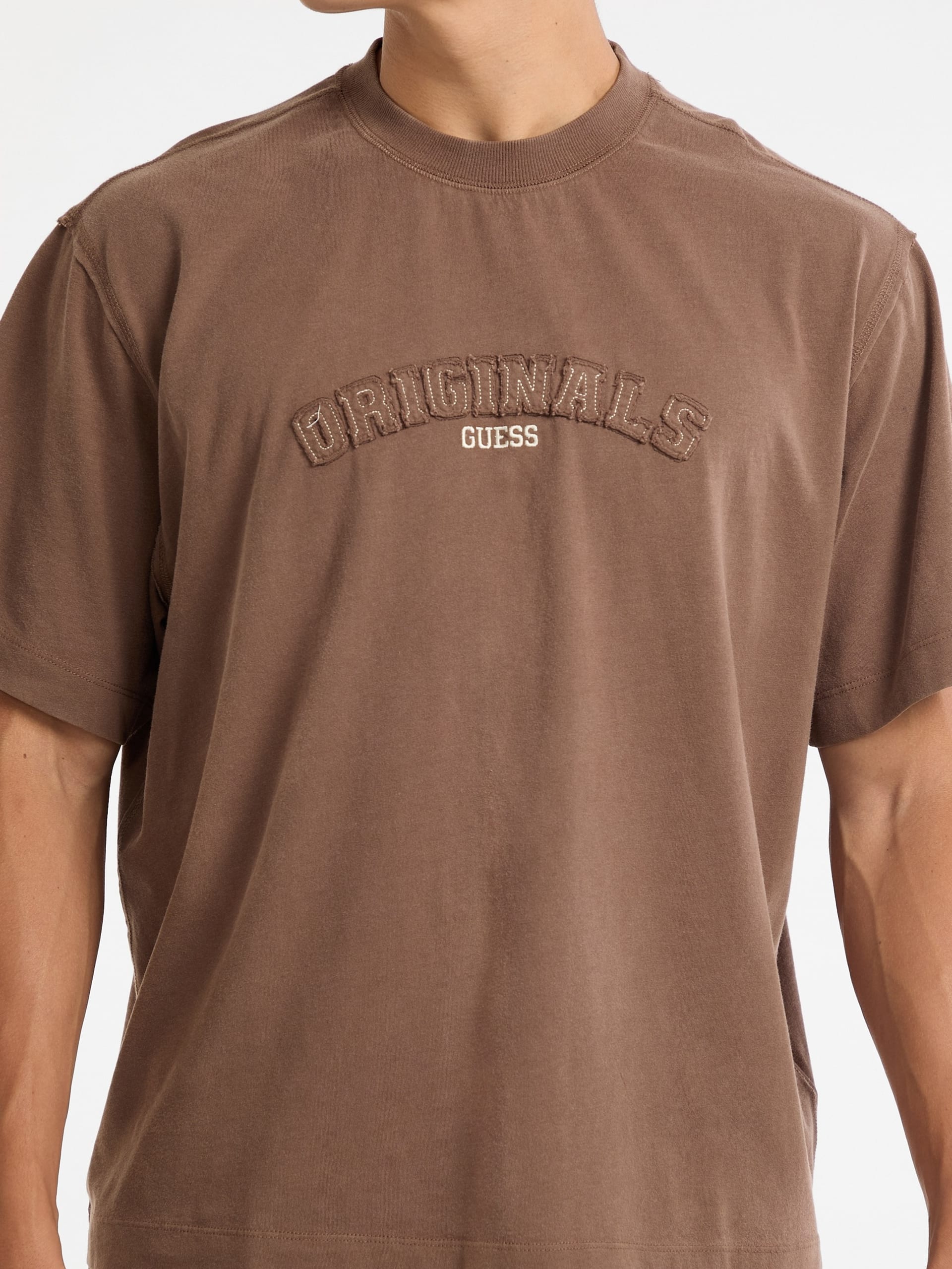 Camiseta GUESS Originals Eco Boxy com Apliques