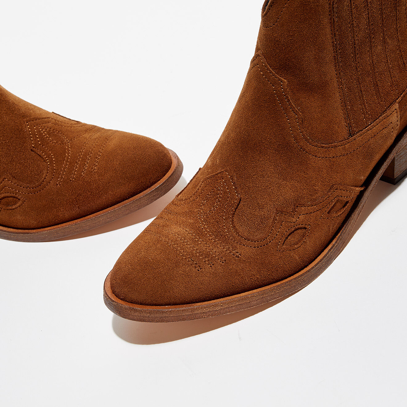 Anaki Chelsea Boots en Velours de Cuir Carrie marron